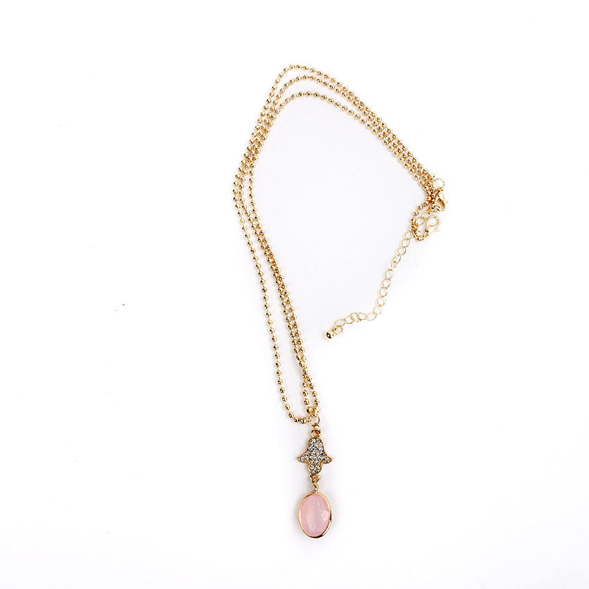 Beads chain deals with gold pendant