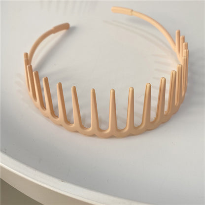 Acrylic headband with long teeth