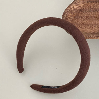Knitted fabric thinly padded headband