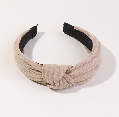 Plain knit knotted headband