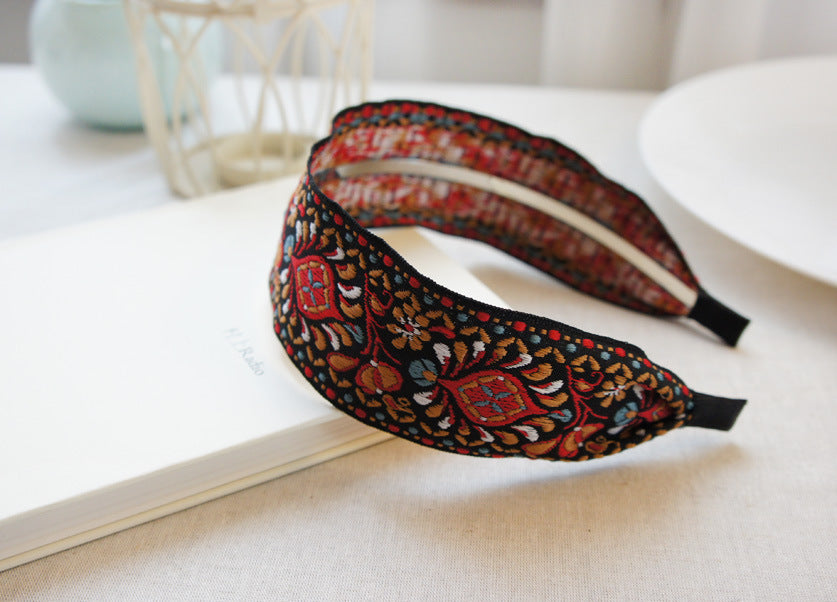 Embroidered floral headband