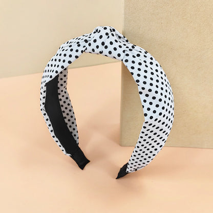 Small polka dots knotted headband
