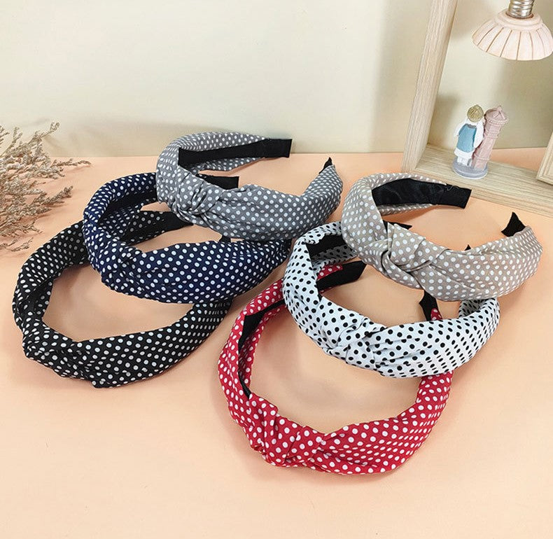 Small polka dots knotted headband