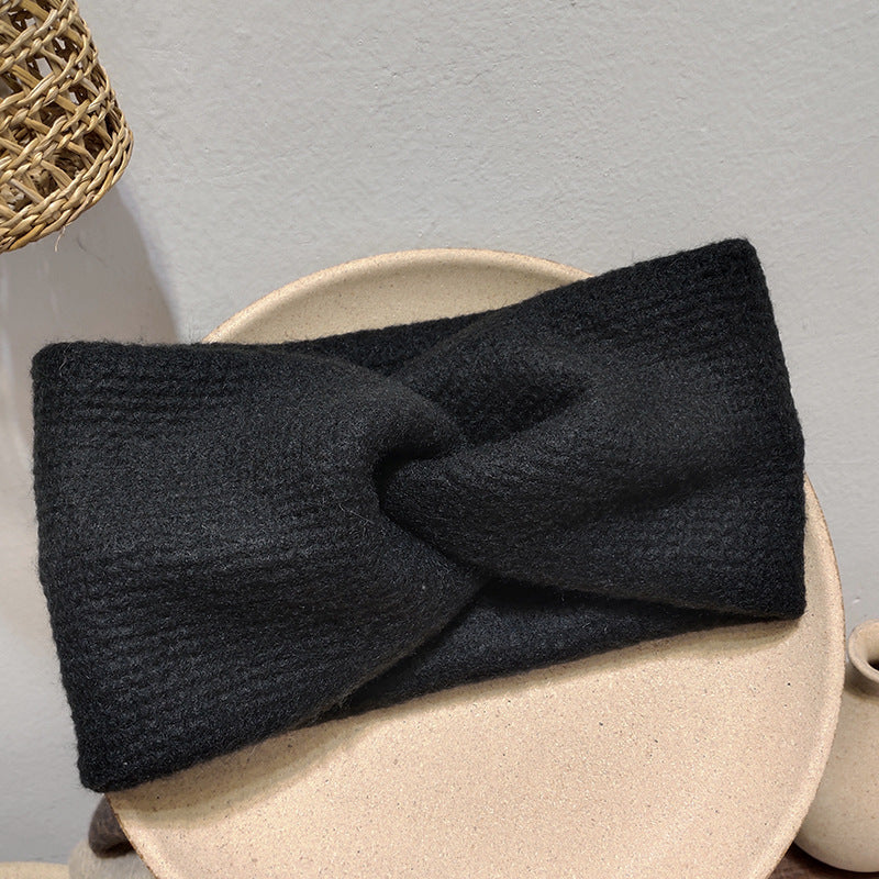 Twist front soft knitted headband