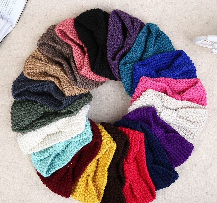 Two way knotted crochet headband