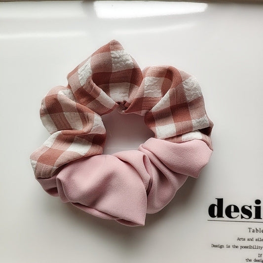 Plain checks mixed scrunchies